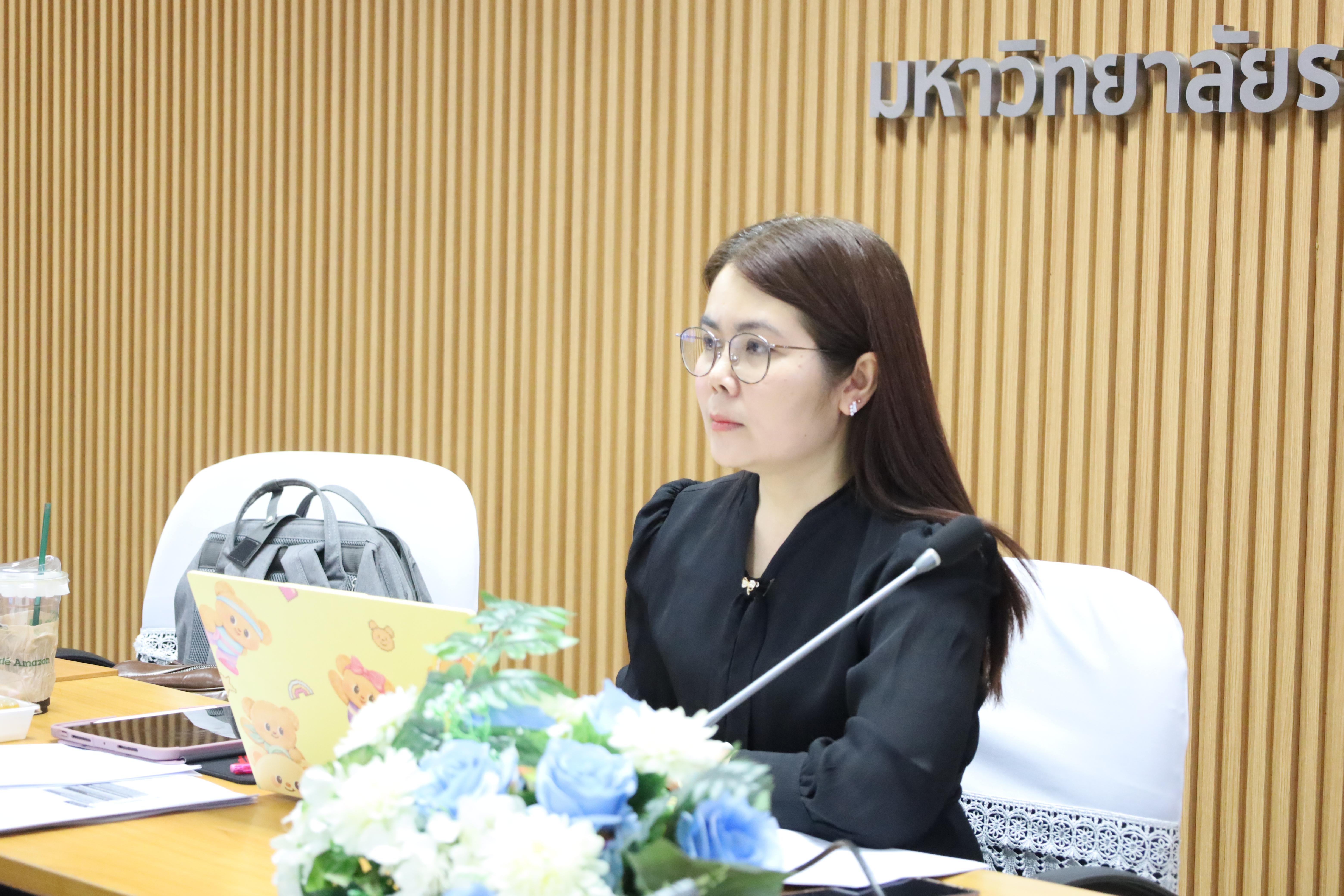 2. โครงการพัฒนารูปแบบหลักสูตรเพื่อเสริมสร้างความฉลาดรู้และคุณลักษณะ 4 ประการ